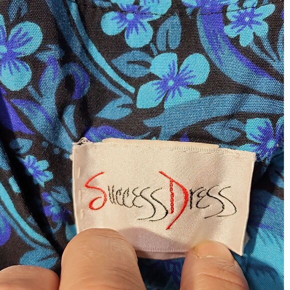 Vintage Success Dress shirt and skirt set - Picture 9 of 14